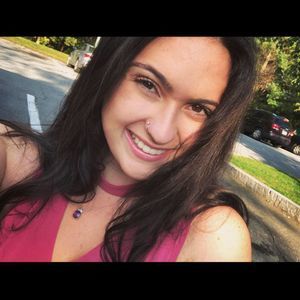 Meet your Posher, Mia